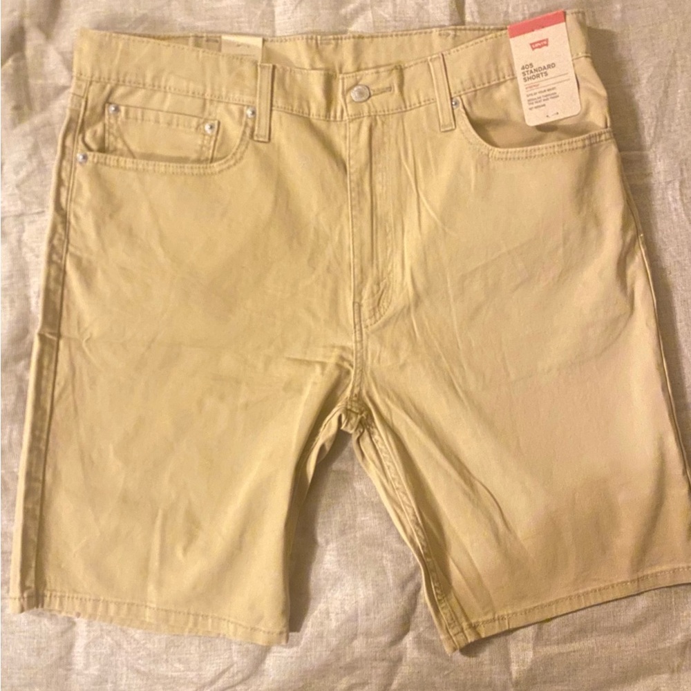 Levis Men 405 Standard Khaki Shorts|Sz:38 (NWT)